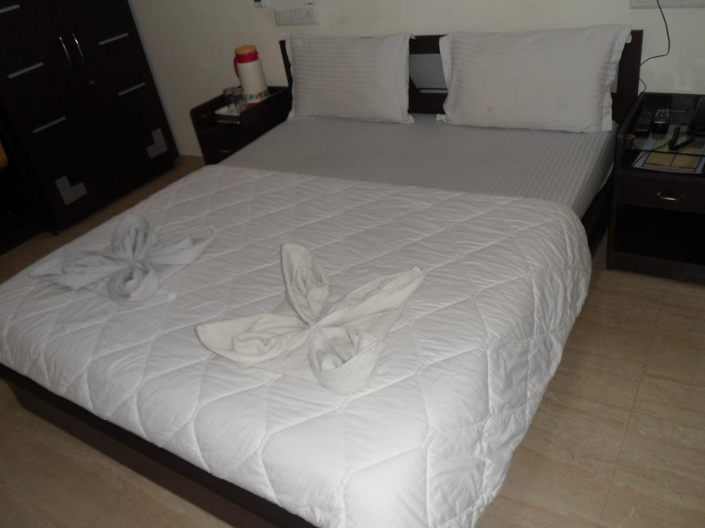 Hotel Rajdeep Inn Ahmedabad Luaran gambar