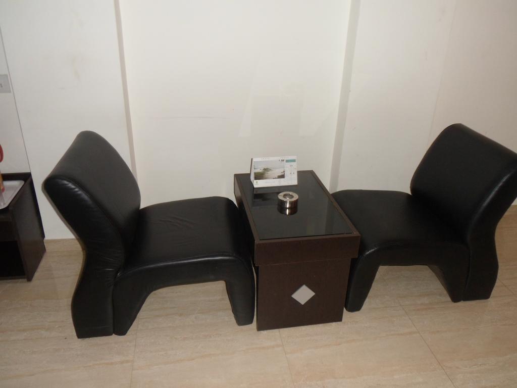 Hotel Rajdeep Inn Ahmedabad Luaran gambar